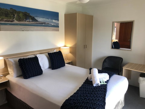 OCEAN BREEZE MOTEL - Accommodation Sunshine Coast 22