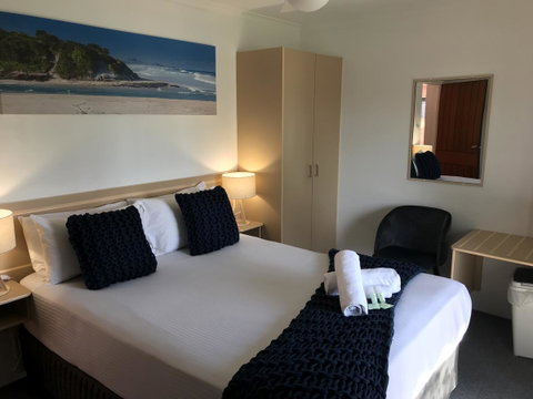 OCEAN BREEZE MOTEL - Accommodation Sunshine Coast 6