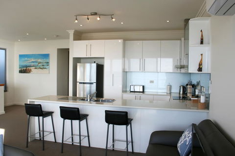 Penneshaw Oceanview Apartments - Accommodation Sunshine Coast 4