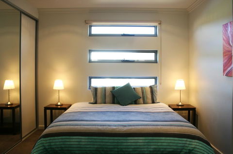 Penneshaw Oceanview Apartments - Accommodation Sunshine Coast 8