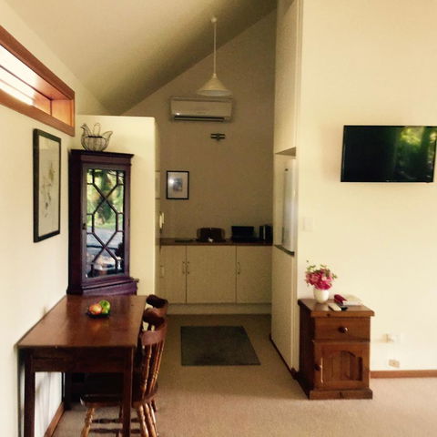 STUDIO ECHUNGA Adelaide Hills - Accommodation Sunshine Coast 9
