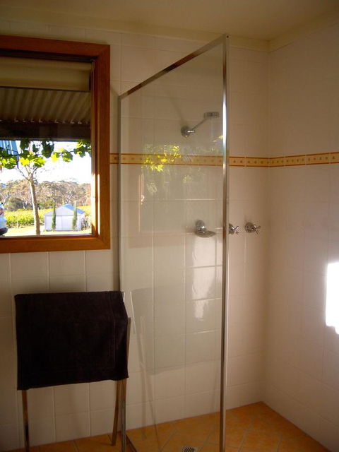 STUDIO ECHUNGA Adelaide Hills - Accommodation Sunshine Coast 14