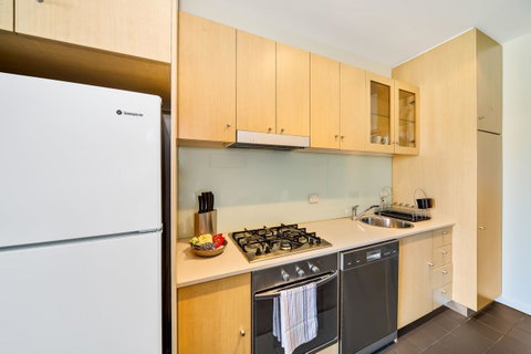York Apartments - Accommodation Sunshine Coast 11