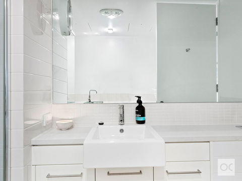 Breeze Beachfront Apartment - Accommodation Sunshine Coast 36
