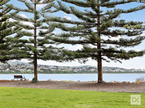 Breeze Beachfront Apartment - Accommodation Sunshine Coast 31