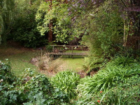 Hilltop - Accommodation Sunshine Coast 11
