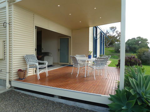 SeaShells Penneshaw - Accommodation Sunshine Coast 7