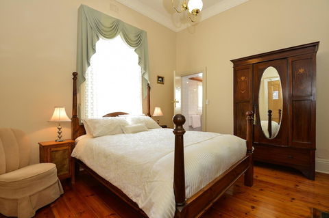 Trafalgar Premium Vintage Suites - Accommodation Sunshine Coast 6