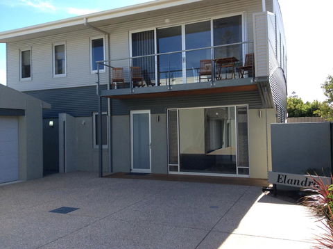 Elandra Holiday Home - Accommodation Sunshine Coast 1