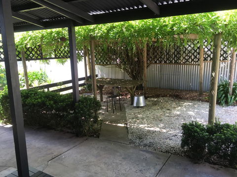 Hilltop Too - Accommodation Sunshine Coast 11