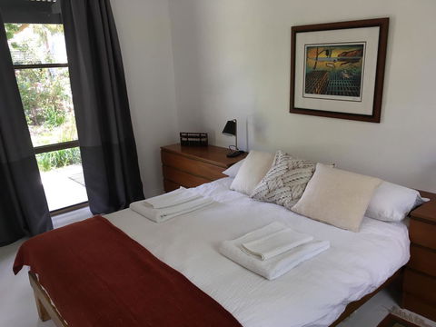 Hilltop Too - Accommodation Sunshine Coast 9