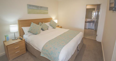 Lady Bay Hotel - Accommodation Sunshine Coast 4