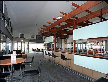 Lady Bay Hotel - Accommodation Sunshine Coast 11