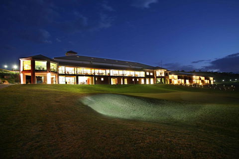 Lady Bay Hotel - Accommodation Sunshine Coast 0