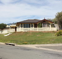 Maslin Beach House - Accommodation Sunshine Coast