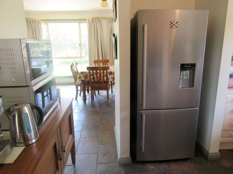 Maslin Beach House - Accommodation Sunshine Coast 6