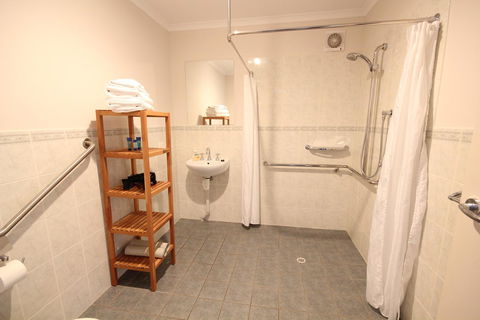 Port Vincent Motel & Apartments - Accommodation Sunshine Coast 6