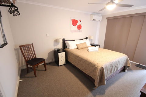 Port Vincent Motel & Apartments - Accommodation Sunshine Coast 11