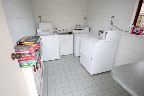 Port Vincent Motel & Apartments - Accommodation Sunshine Coast 24