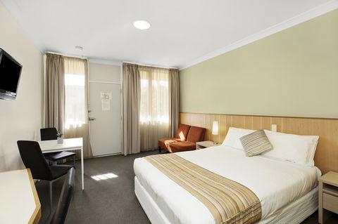 Adelaide Road Motor Lodge - Accommodation Sunshine Coast 17