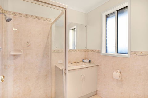 Adelaide Road Motor Lodge - Accommodation Sunshine Coast 1