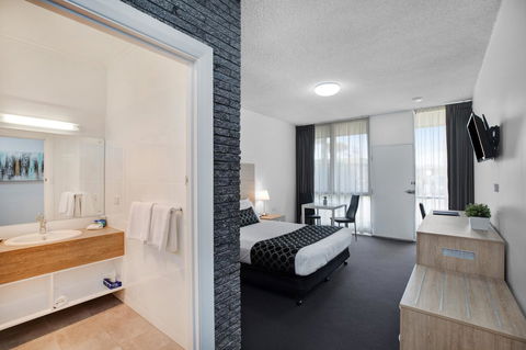 Adelaide Road Motor Lodge - Accommodation Sunshine Coast 23