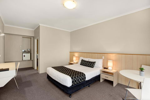 Adelaide Road Motor Lodge - Accommodation Sunshine Coast 32