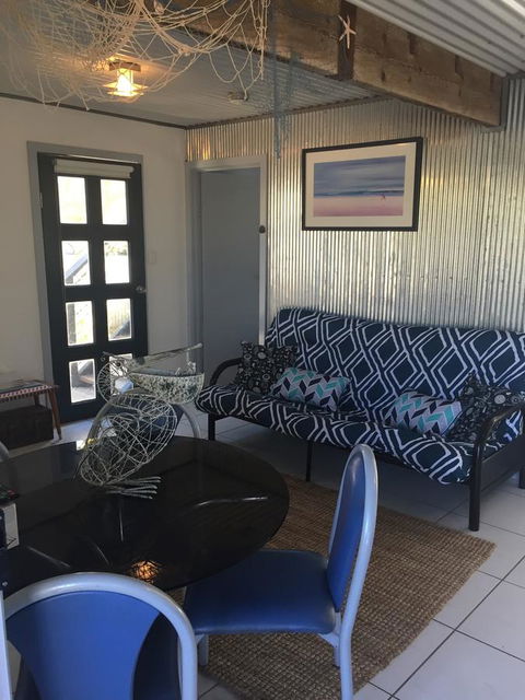 SHAKIN' SHACK - Accommodation Sunshine Coast 13