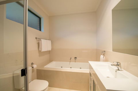 Clare Country Club - Accommodation Sunshine Coast 16