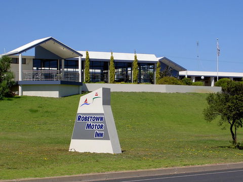 Robetown Motor Inn & Apartments - Accommodation Sunshine Coast 0
