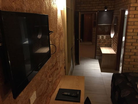 The Lookout Cave Underground Motel - Accommodation Sunshine Coast 26
