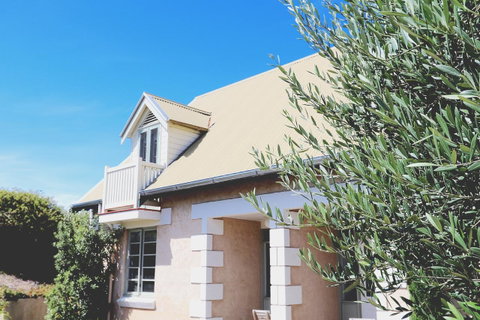 Caledonian Inn - Accommodation Sunshine Coast 13