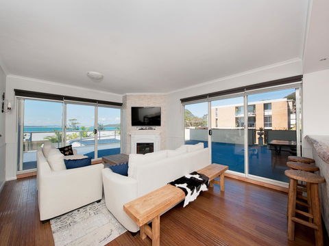 Ramada Resort By Wyndham Shoal Bay - Accommodation Sunshine Coast 11