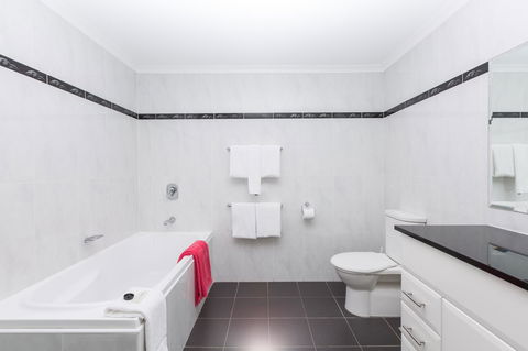 Ramada Resort By Wyndham Shoal Bay - Accommodation Sunshine Coast 33