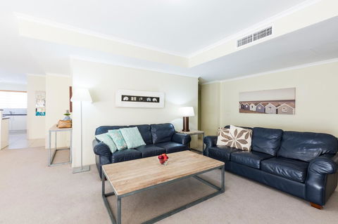 Ramada Resort By Wyndham Shoal Bay - Accommodation Sunshine Coast 41