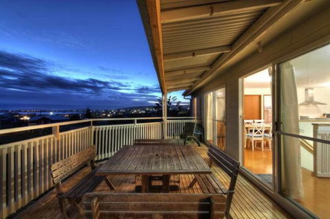 SeaWatch-Sea Views - Accommodation Sunshine Coast 7