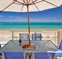 Adelaide Luxury Beach House - Accommodation Sunshine Coast