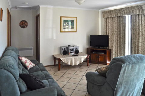Baywatch - Accommodation Sunshine Coast 10