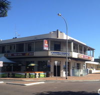 Pier Hotel - Accommodation Sunshine Coast