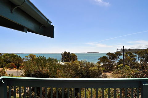 Dolphinview - Accommodation Sunshine Coast 16