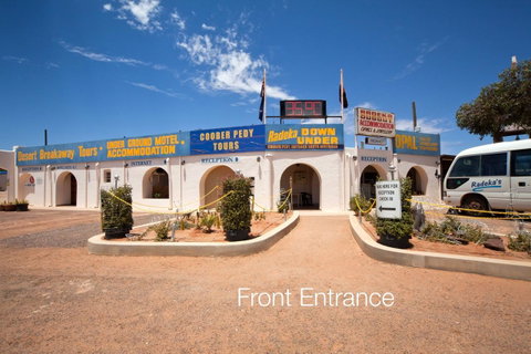 Radeka Downunder Underground Motel - Accommodation Sunshine Coast 0
