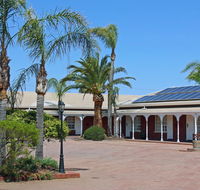 John Pirie Motor Inn - Accommodation Sunshine Coast