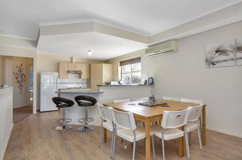 The Lighthouse - Port Willunga - C21 SouthCoast Holidays - Accommodation Sunshine Coast 5