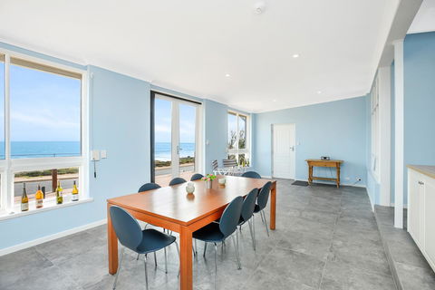 Salomon Sea Haus - Sellicks Beach - C21 SouthCoast Holidays - Accommodation Sunshine Coast 5
