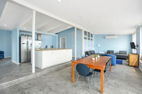 Salomon Sea Haus - Sellicks Beach - C21 SouthCoast Holidays - Accommodation Sunshine Coast 9