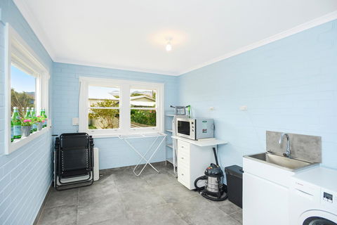 Salomon Sea Haus - Sellicks Beach - C21 SouthCoast Holidays - Accommodation Sunshine Coast 7