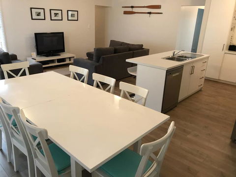 Moontana - Accommodation Sunshine Coast 4