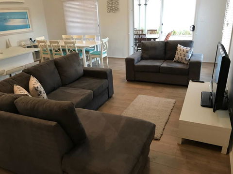 Moontana - Accommodation Sunshine Coast 1