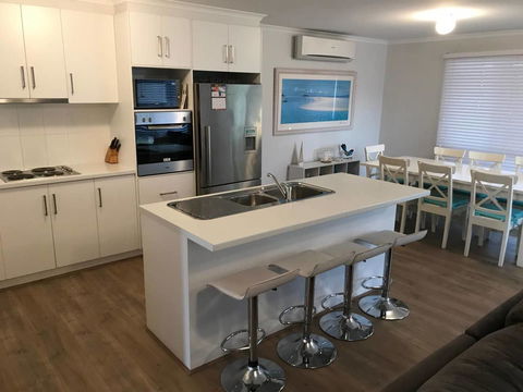 Moontana - Accommodation Sunshine Coast 2