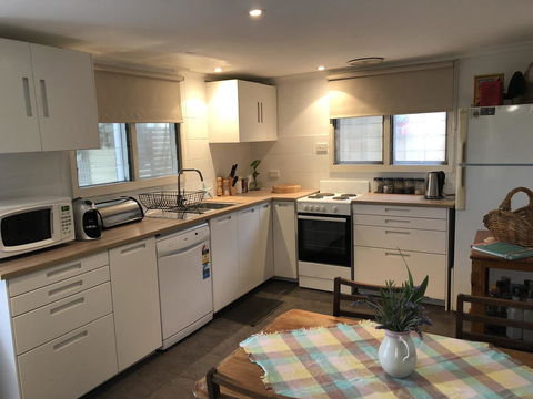 Goolwa Marinerâ€™s Cottage - Free Wifi And Pet Friendly - Centrally Located In Historic Region - Accommodation Sunshine Coast 8